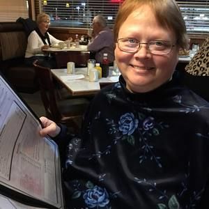 Meet your Posher, Sara